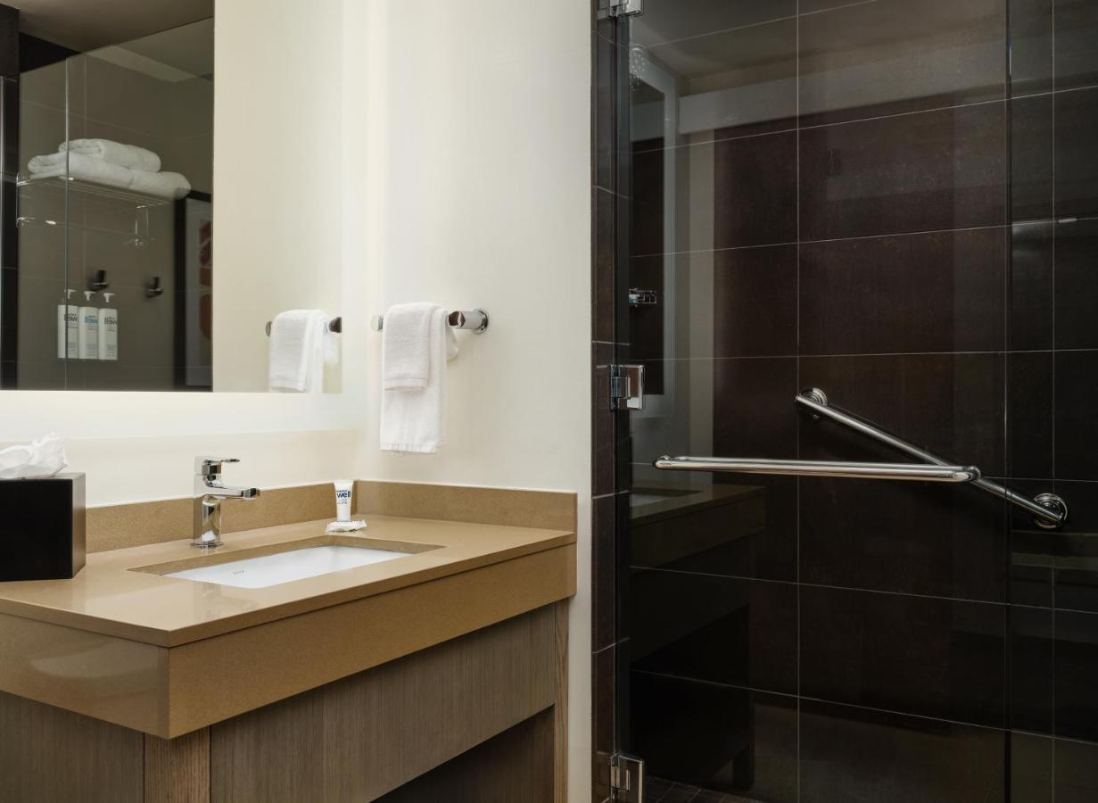 Hyatt House Downtown 3*